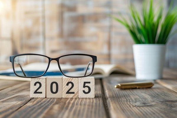 Brillen Trends 2025 - Stilvolle Innovationen und zeitlose Klassiker